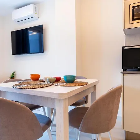 4008 Great Location In Americas, Sea Front! Плая-де-лас-Америкас