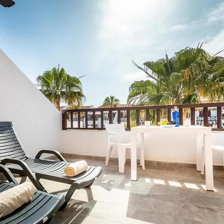 4008 Great Location In Americas, Sea Front! Апартаменты *