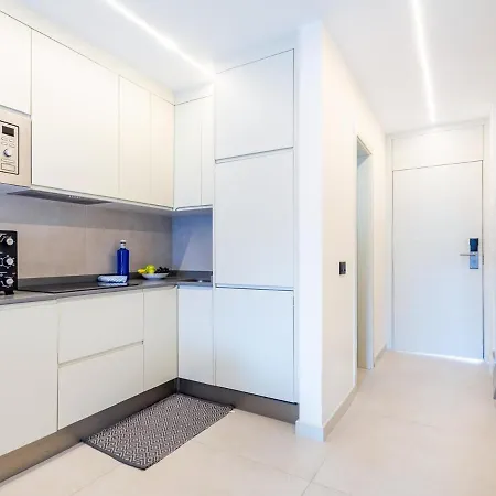 Apartment 4008 Great Location In Americas, Sea Front! Playa de las Americas (Tenerife)