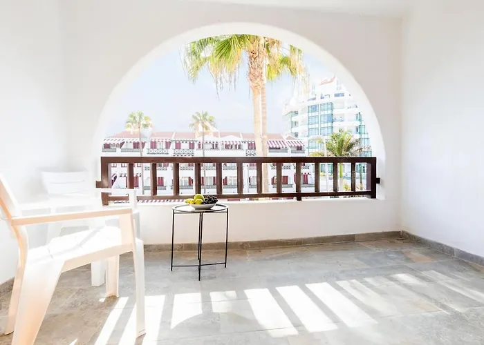 4008 Great Location In Americas, Sea Front!