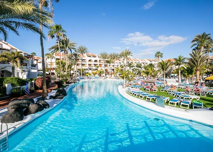 4008 Great Location In Americas, Sea Front! דירה