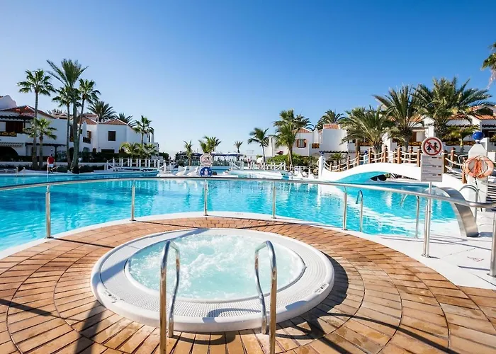 דירה 4008 Great Location In Americas, Sea Front!