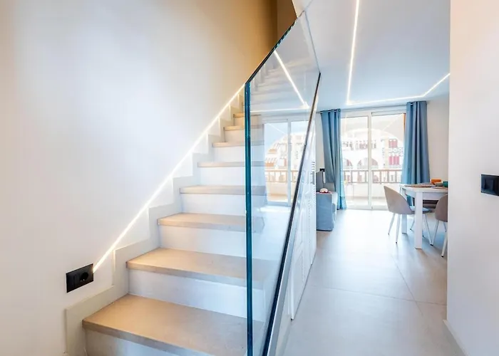 4008 Great Location In Americas, Sea Front! Διαμέρισμα