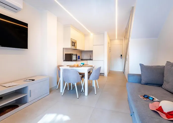 Appartamento 4008 Great Location In Americas, Sea Front! Playa de las Americas (Tenerife)