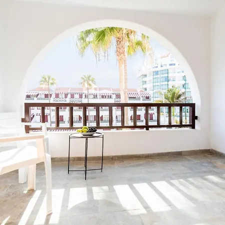 4008 Great Location In Americas, Sea Front!