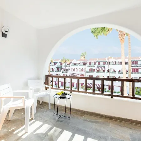 4008 Great Location In Americas, Sea Front!